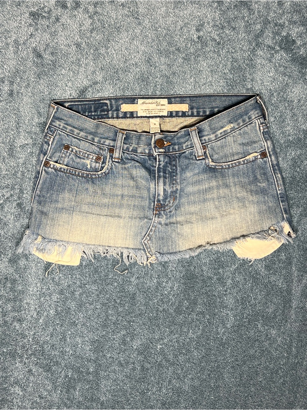 Y2K Abercrombie Low Rise Distressed Denim Mini Skirt Size 2